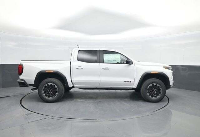 2026 GMC Canyon AT4, 4WD