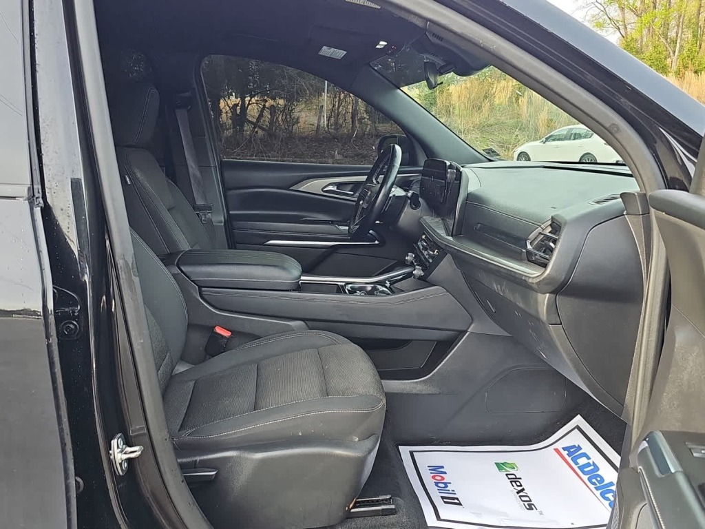 2025 Chevrolet Traverse FWD LT