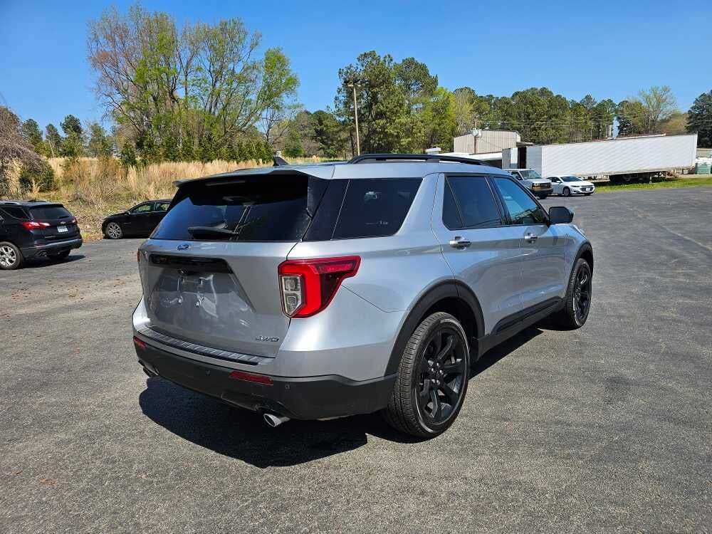 2023 Ford Explorer ST-Line