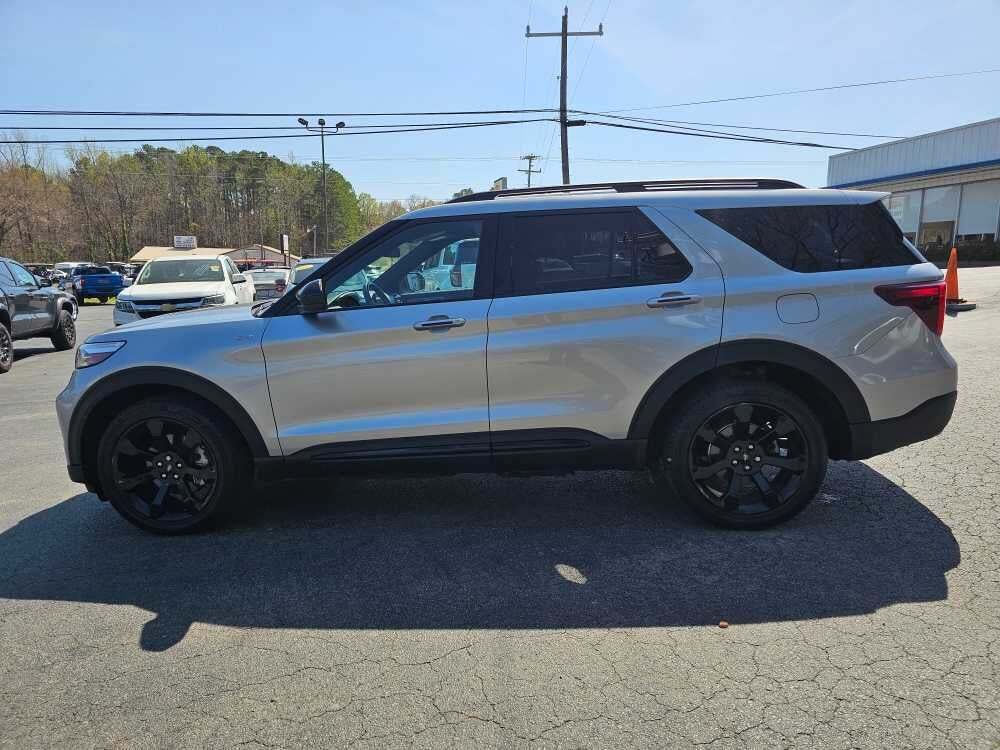 2023 Ford Explorer ST-Line