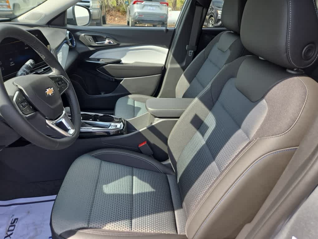 2026 Chevrolet Trax FWD LT