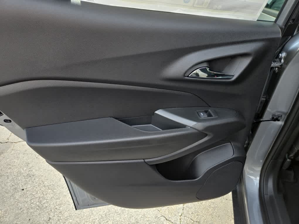 2026 Chevrolet Trax FWD LT