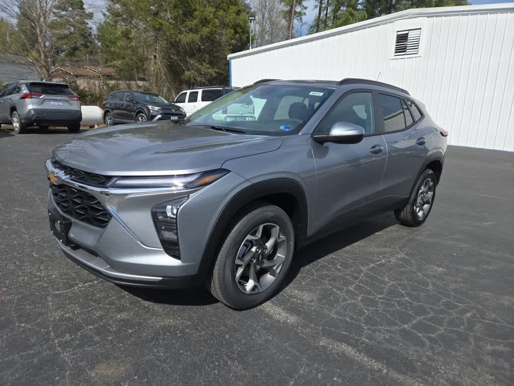 2026 Chevrolet Trax FWD LT