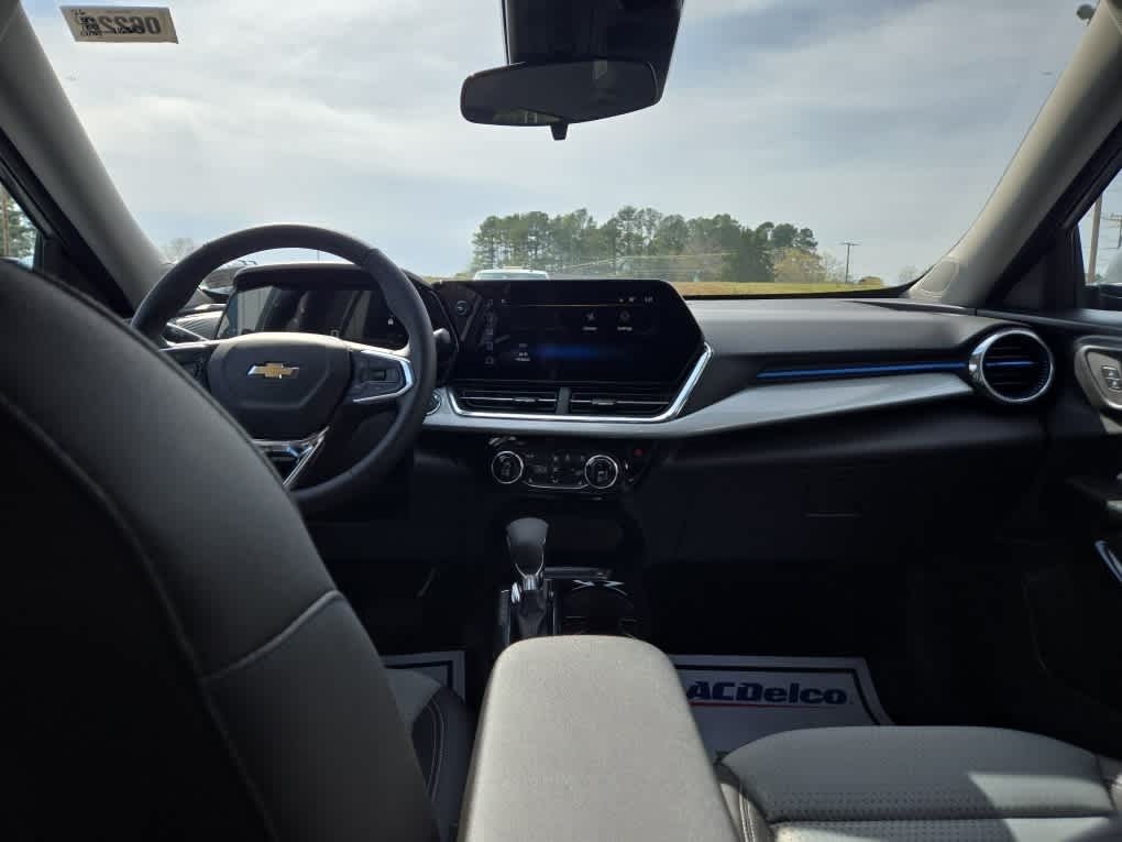 2026 Chevrolet Trax FWD LT