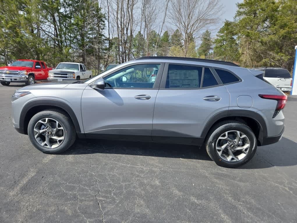 2026 Chevrolet Trax FWD LT