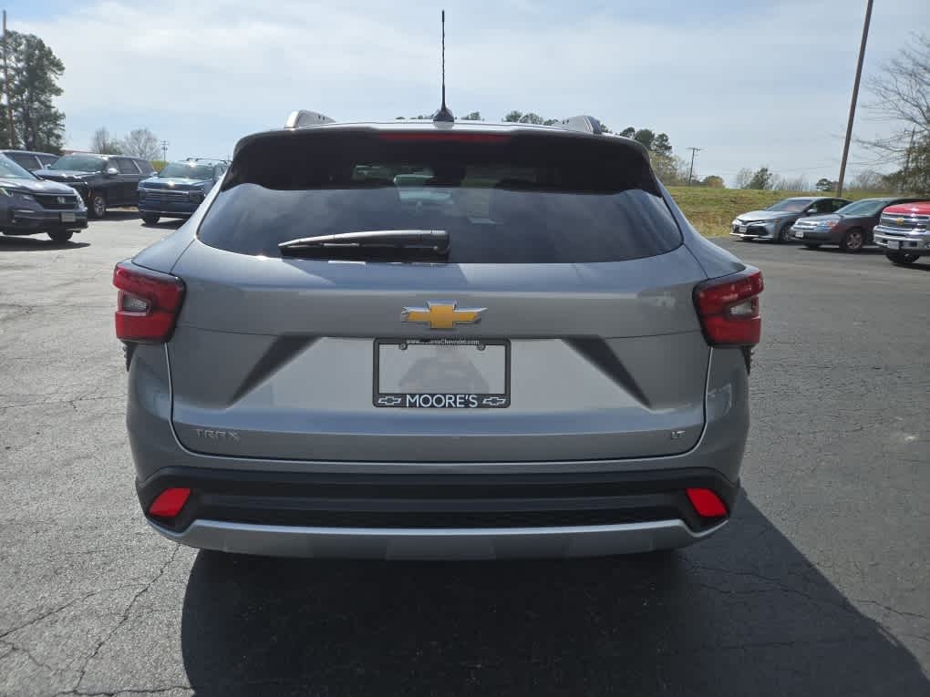 2026 Chevrolet Trax FWD LT