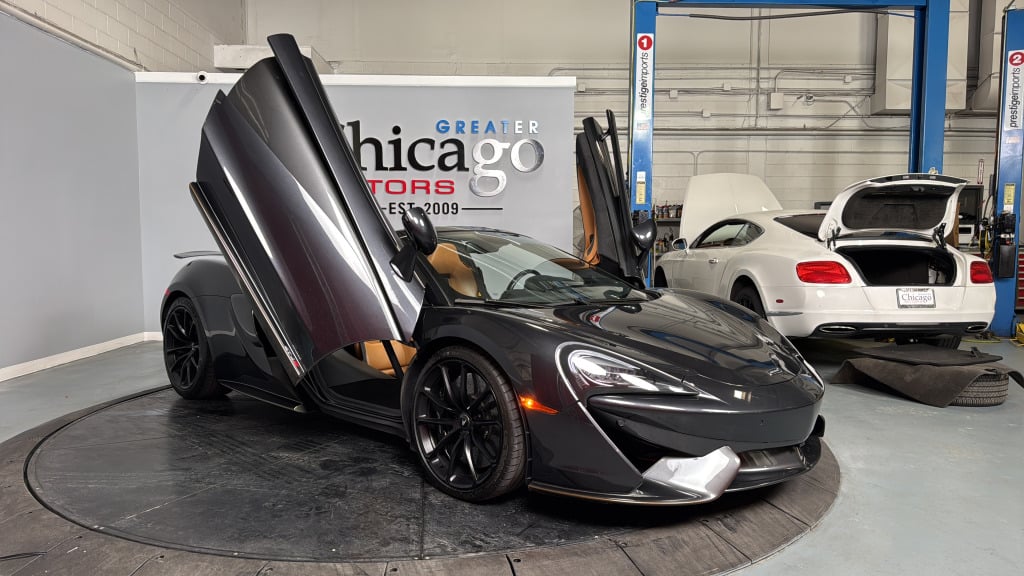 McLaren 570S Spider RWD