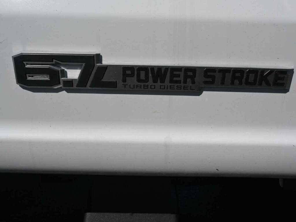 2026 Ford F-350 Super Duty XLT
