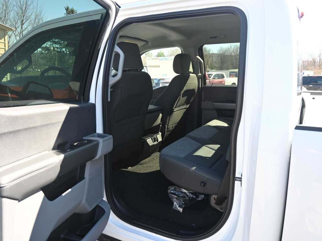 2026 Ford F-350 Super Duty XLT