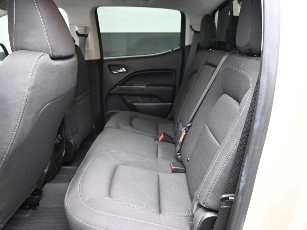 2022 GMC Canyon 4WD Crew Cab Short Box Elevation