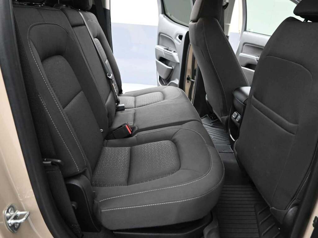 2022 GMC Canyon 4WD Crew Cab Short Box Elevation