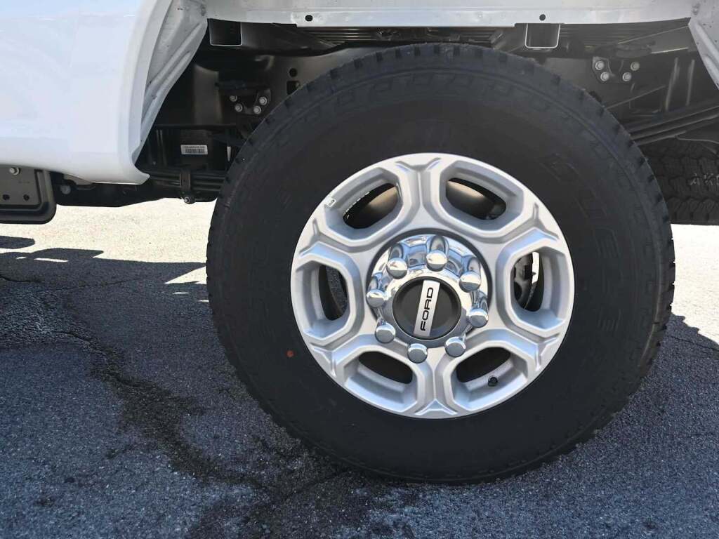 2026 Ford F-350 Super Duty XLT