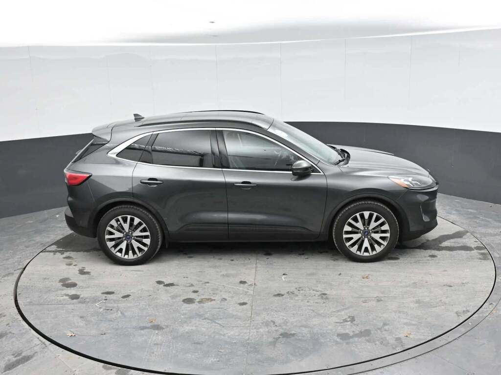 2020 Ford Escape Titanium Hybrid