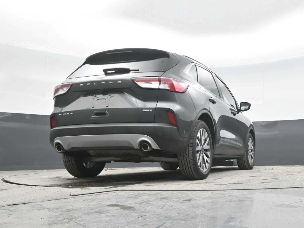 2020 Ford Escape Titanium Hybrid