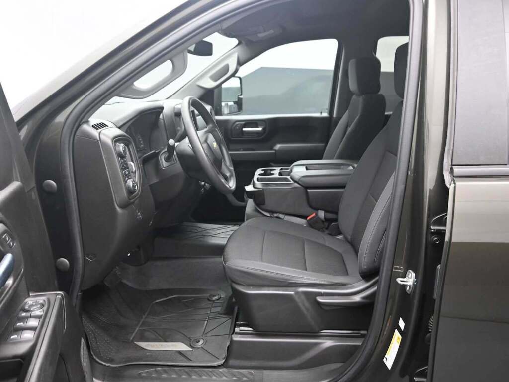 2022 Chevrolet Silverado 2500HD Custom