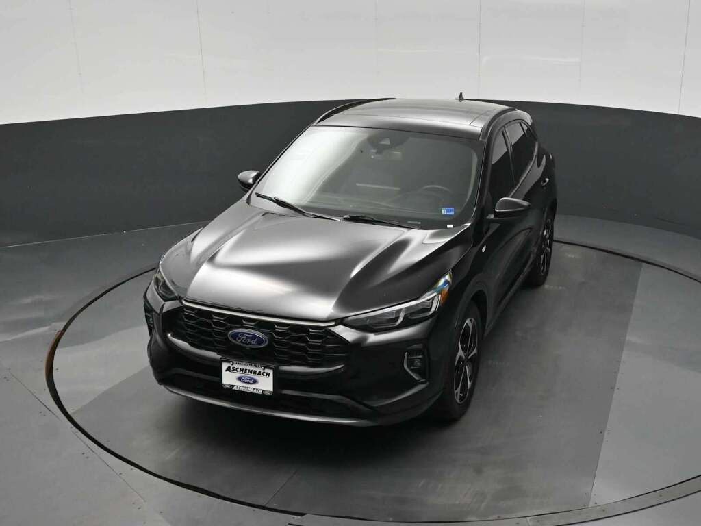 2023 Ford Escape ST-Line Elite