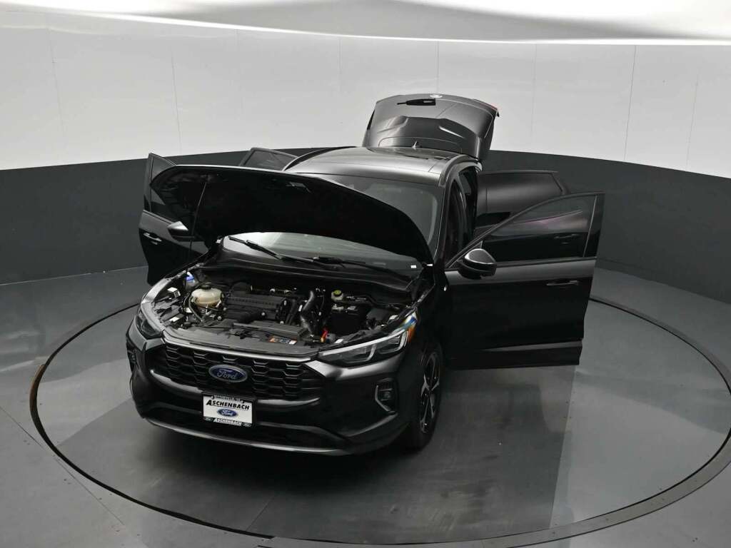 2023 Ford Escape ST-Line Elite
