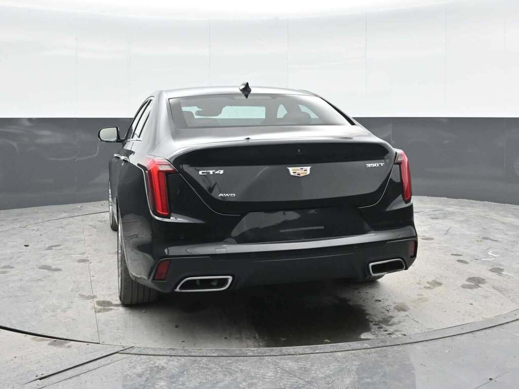 2023 Cadillac CT4 Premium Luxury