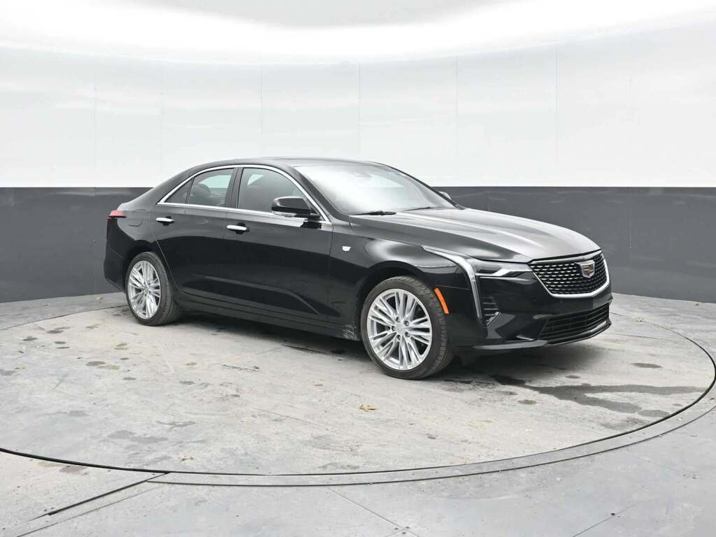 2023 Cadillac CT4 Premium Luxury