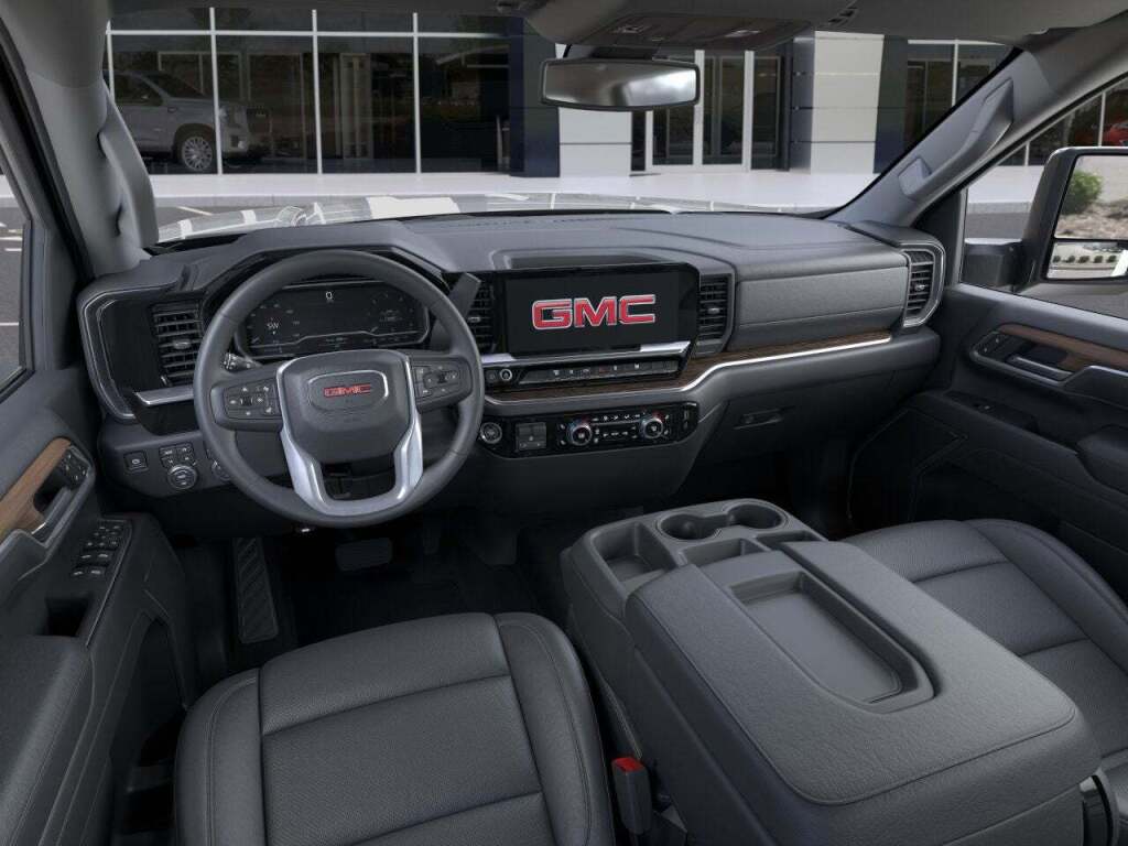 2026 GMC Sierra 2500HD SLT