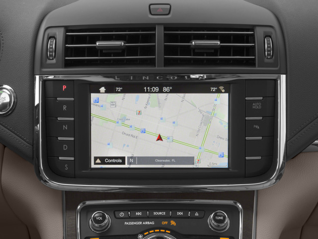 2017 Lincoln Continental Reserve