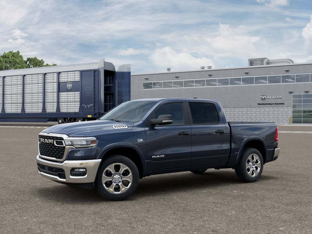 2026 Ram 1500 Big Horn Crew Cab 4x4 5'7" Box