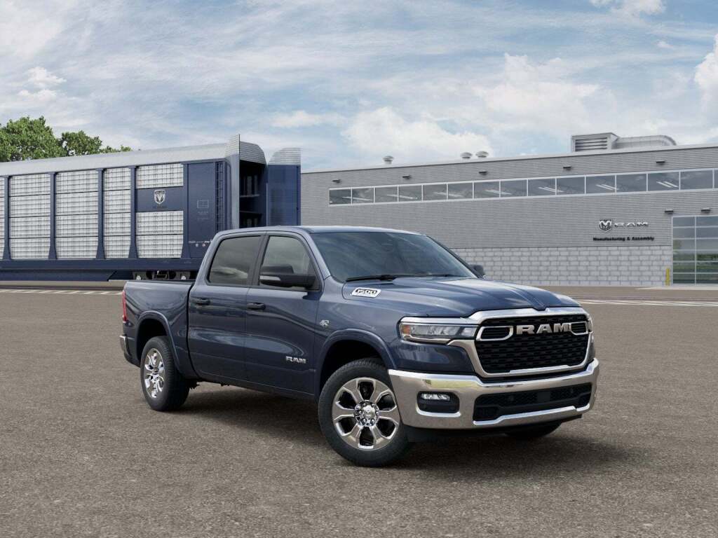 2026 Ram 1500 Big Horn Crew Cab 4x4 5'7" Box