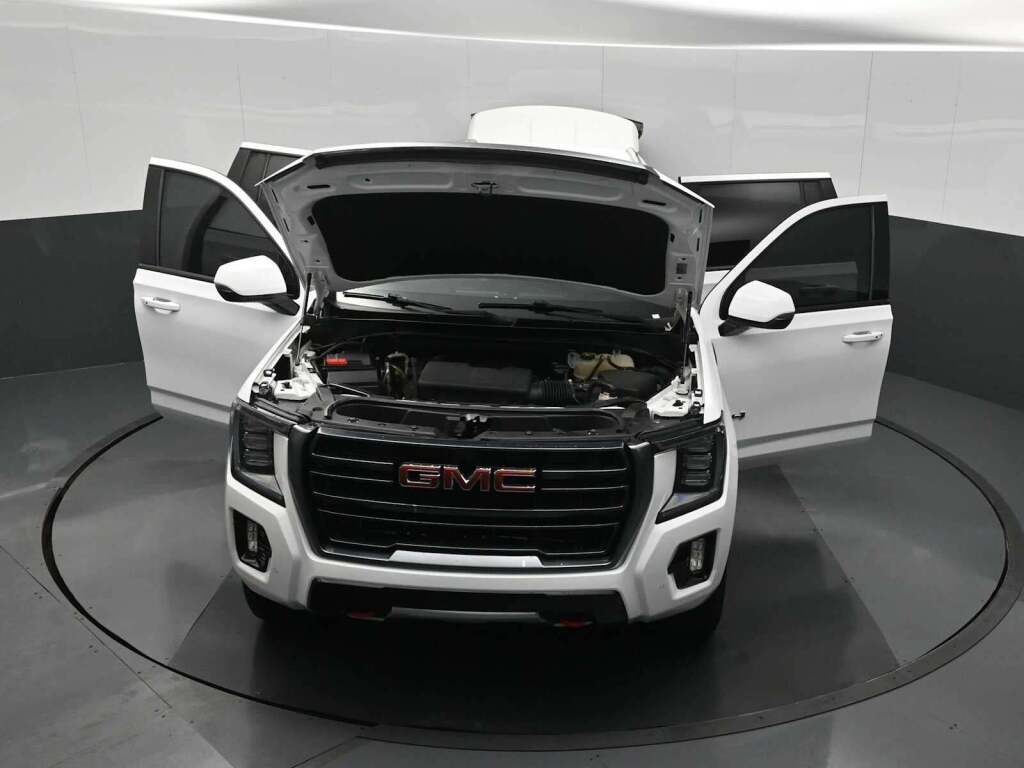 2022 GMC Yukon XL 4WD AT4