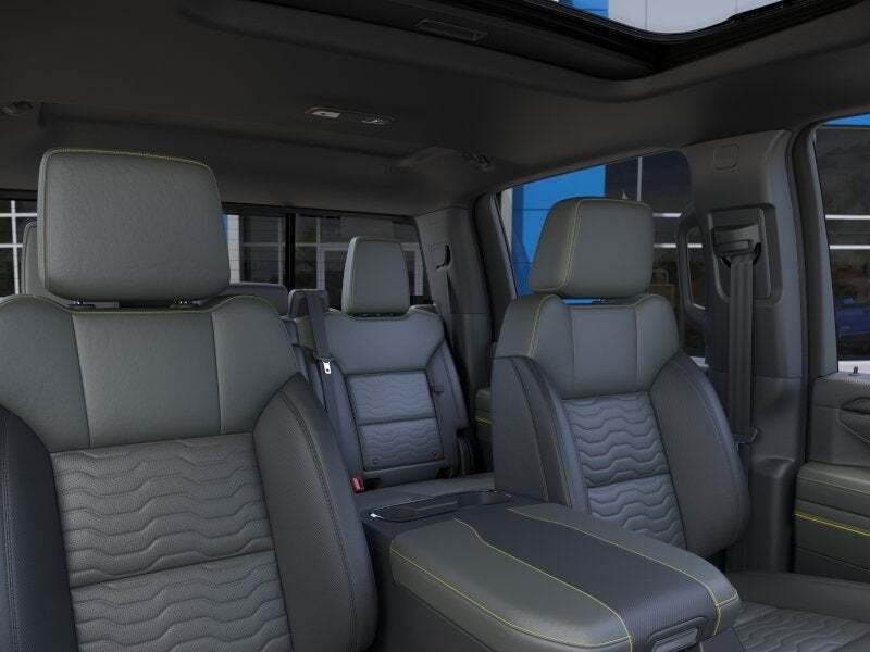 2026 Chevrolet Silverado 2500HD Crew Cab, Standard Bed, XR2, 4WD