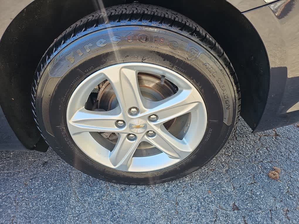 2022 Chevrolet Malibu FWD 1FL