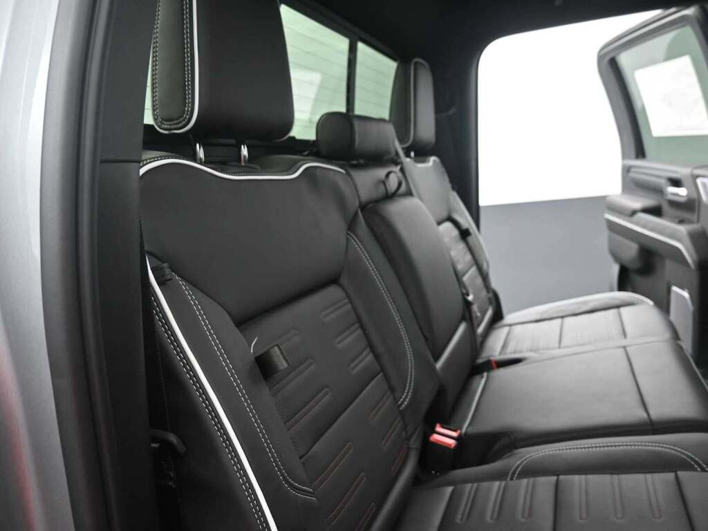 2026 GMC Sierra 2500HD AT4X