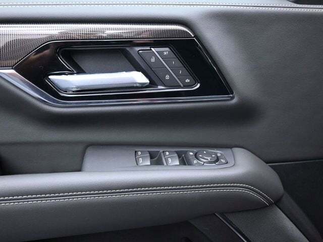 2025 GMC Yukon XL 4WD Elevation