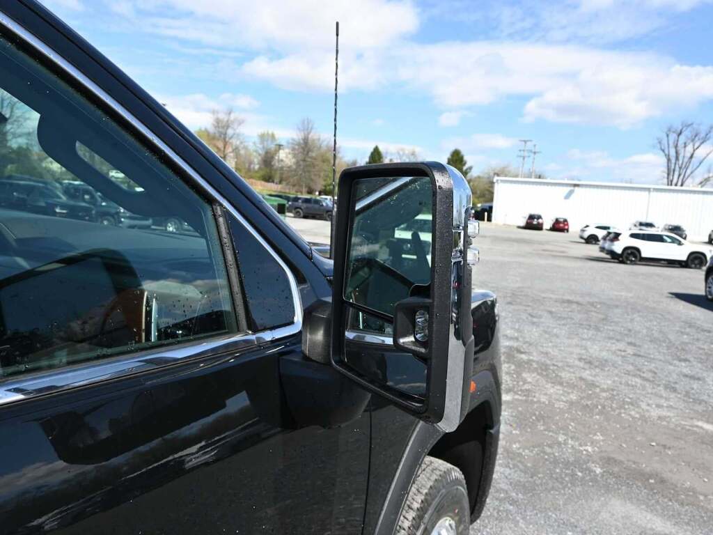 2026 GMC Sierra 3500HD Denali