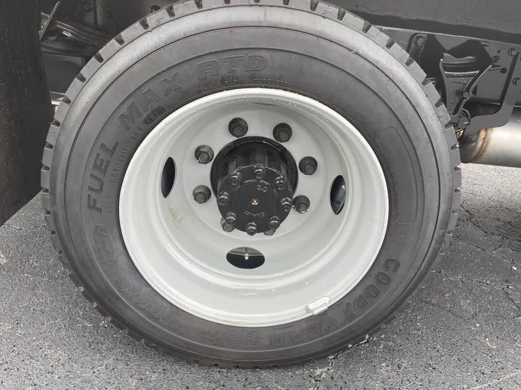 2024 Chevrolet Silverado 6500HD WT