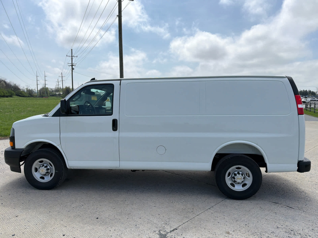 2025 Chevrolet Express Cargo RWD 2500 Regular Wheelbase WT