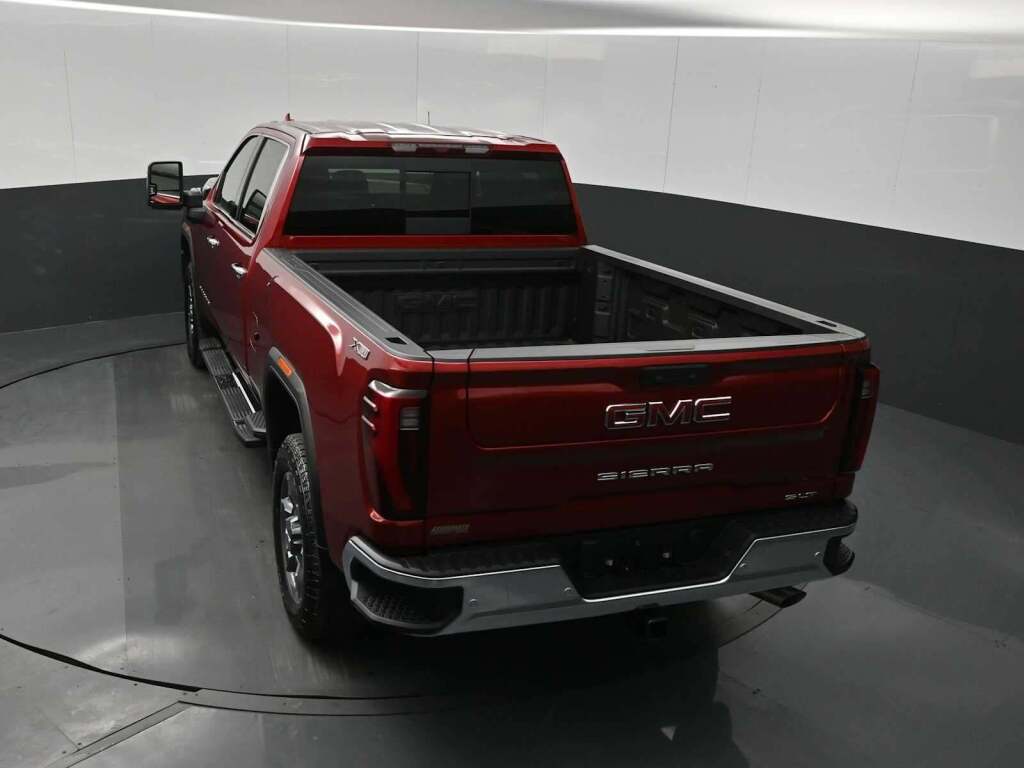 2026 GMC Sierra 2500HD SLT