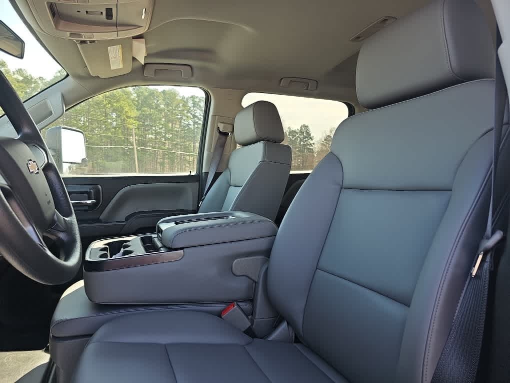 2024 Chevrolet Silverado 6500HD WT