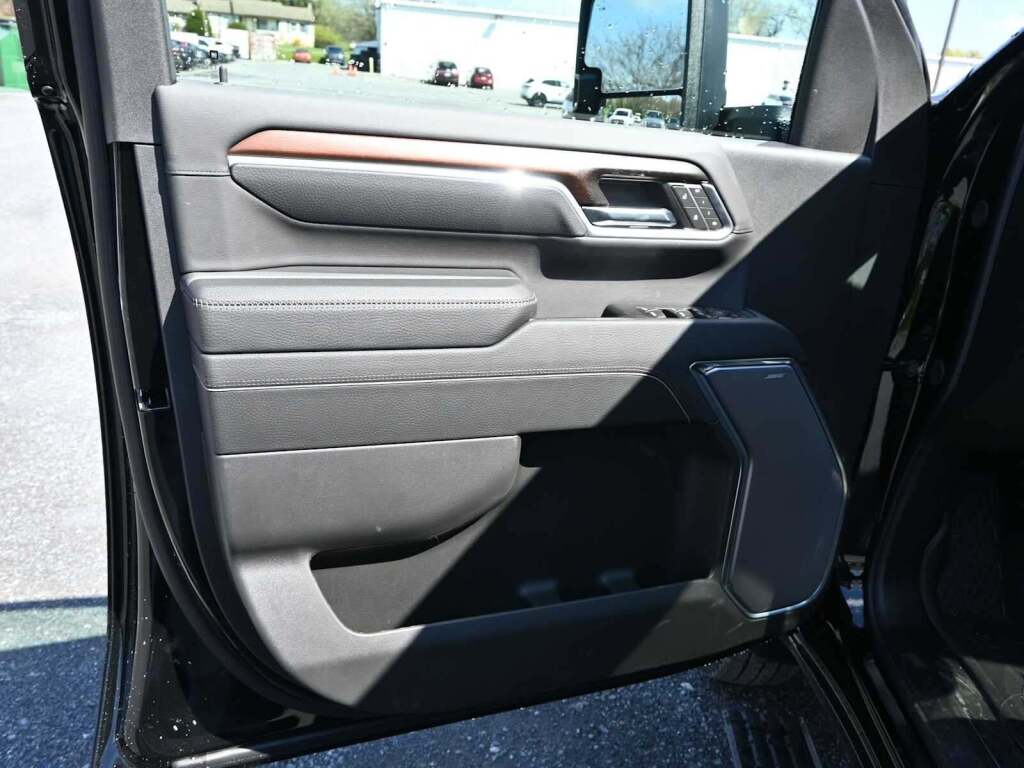 2026 GMC Sierra 3500HD Denali