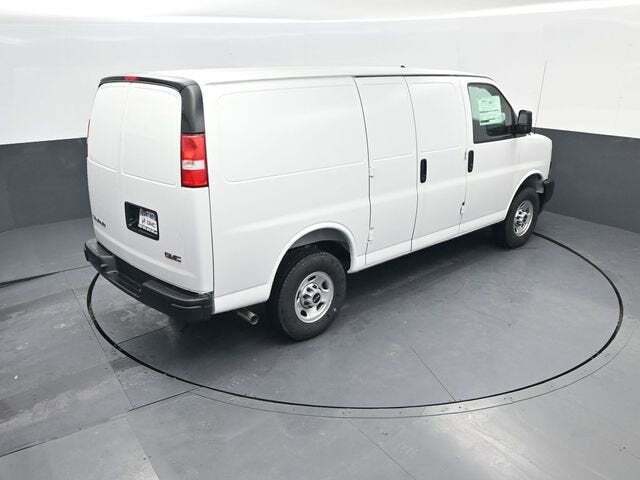 2025 GMC Savana Cargo RWD 2500 Regular Wheelbase Work Van