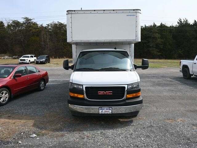 2024 GMC Savana Cutaway 4500 Van