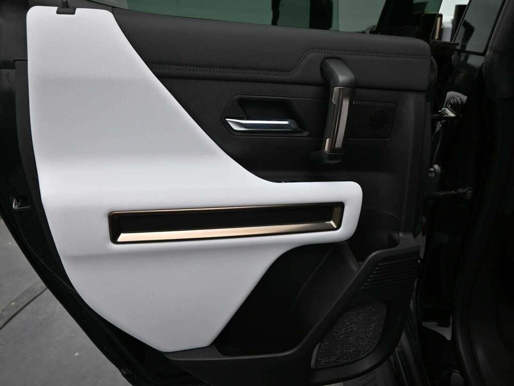 2025 GMC HUMMER EV SUV 3X e4WD