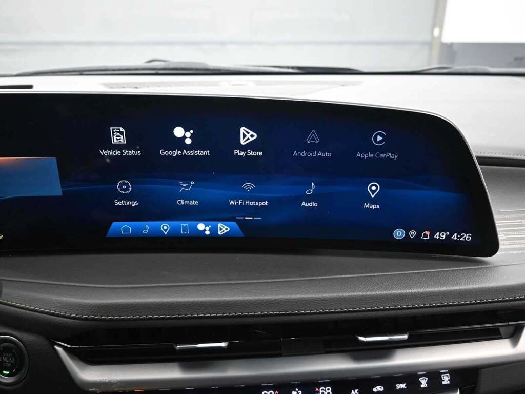 2024 Cadillac XT4 AWD Premium Luxury