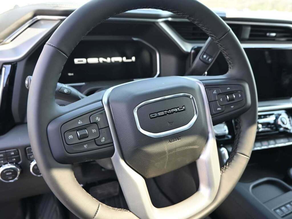 2026 GMC Sierra 3500HD Denali