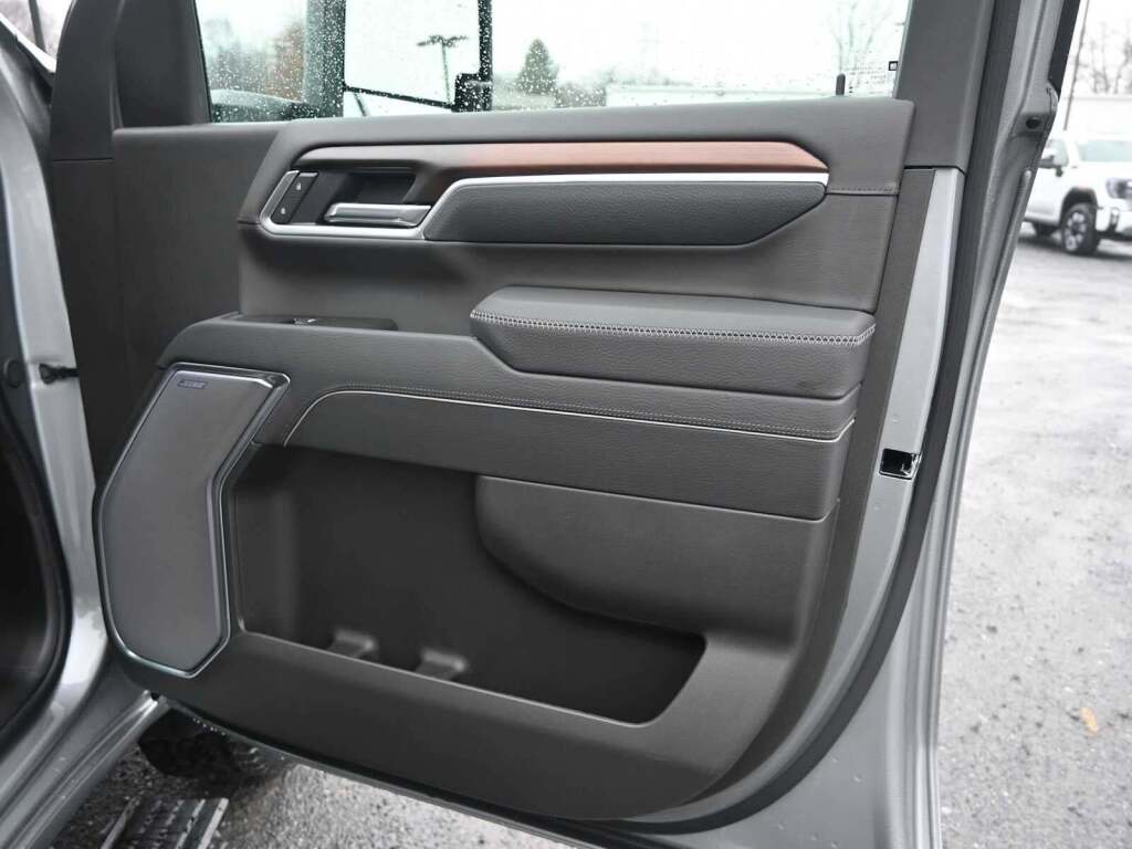 2026 GMC Sierra 2500HD Denali