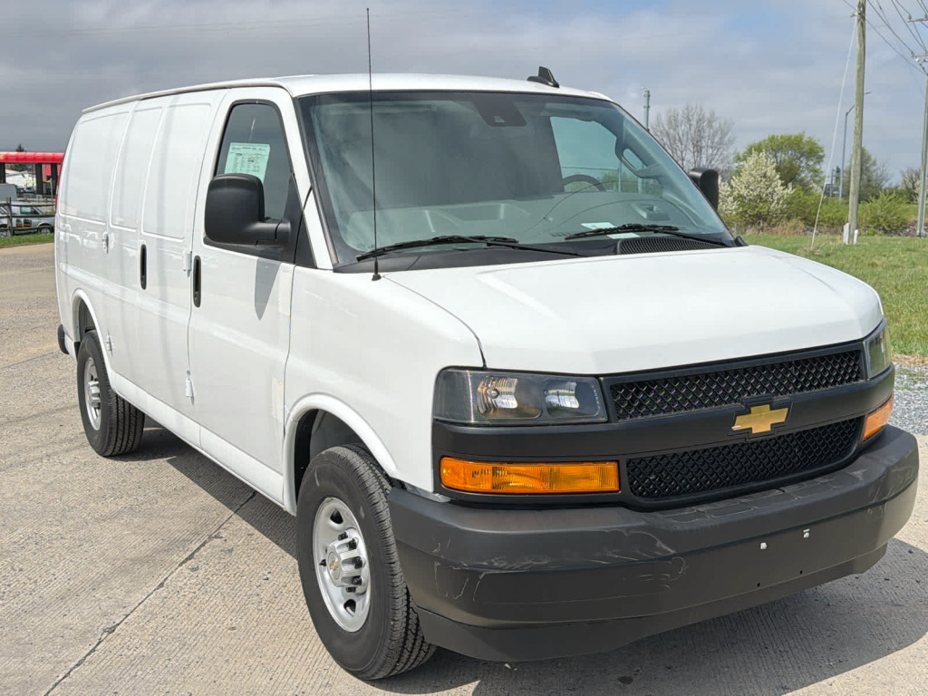 2025 Chevrolet Express Cargo RWD 2500 Regular Wheelbase WT