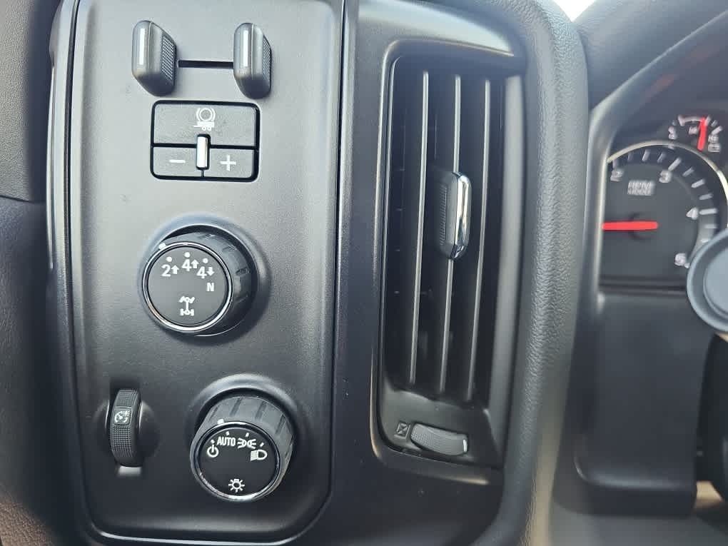 2024 Chevrolet Silverado 6500HD WT