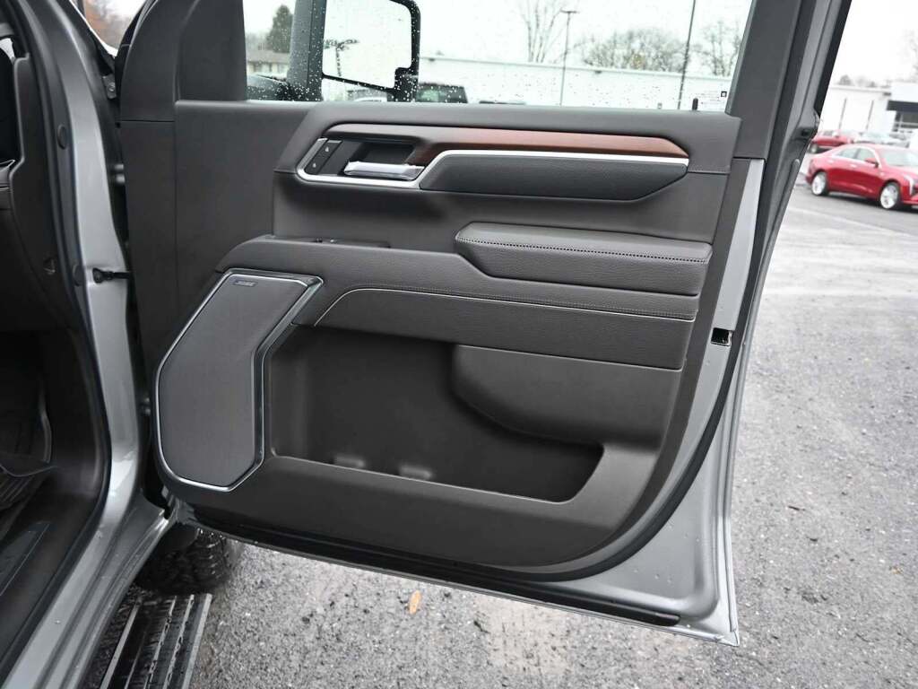 2026 GMC Sierra 2500HD Denali