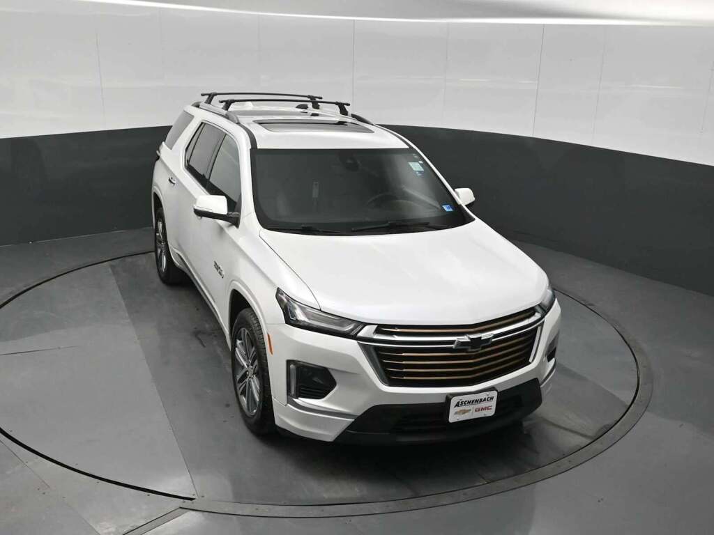 2023 Chevrolet Traverse AWD High Country