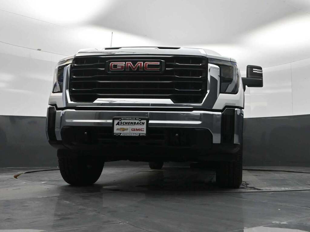 2026 GMC Sierra 2500HD Pro