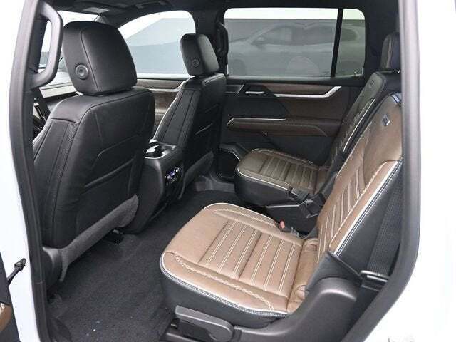 2026 GMC Acadia Denali Ultimate AWD